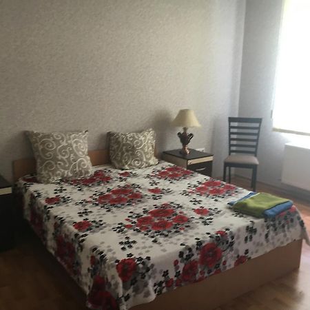 Apartment On Mira Avenue Izmail Eksteriør bilde